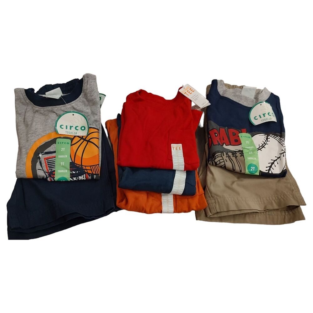 Boys Sz 2T +24Mo Clothes 7 Pc Bundle (3 Solid Shirts + 2 Sports Tees + 2 Shorts)
